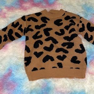 Cute little girl sweater size 6